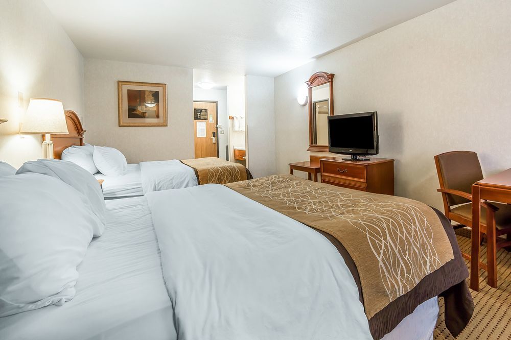 Quality & University Hotel Laramie